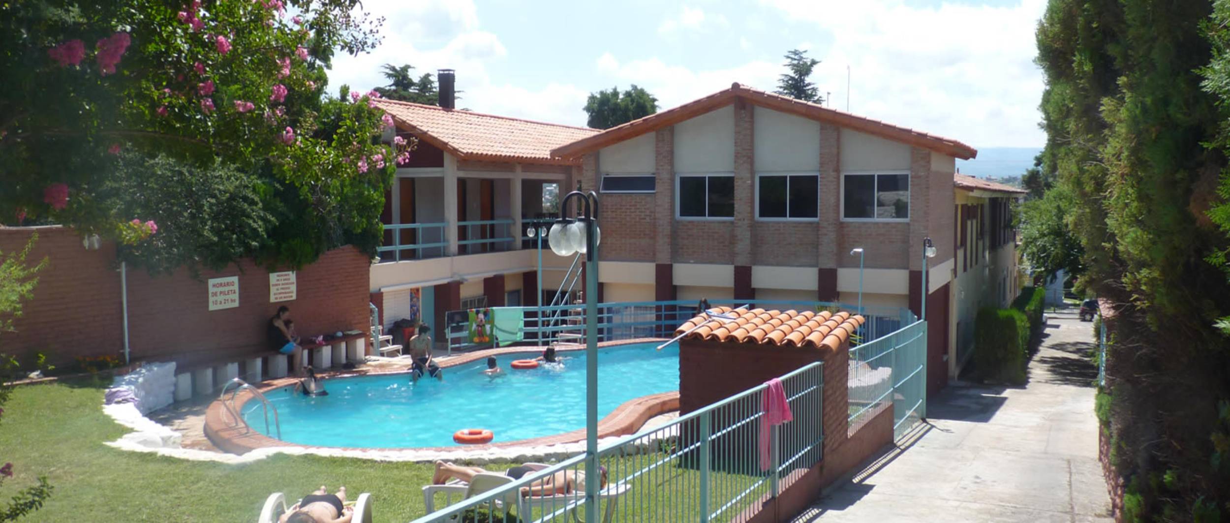 Hotel AOMA Villa Carlos Paz